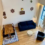 Nautico - Fontainhas Apartmán *