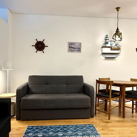 Nautico - Fontainhas Apartmán *